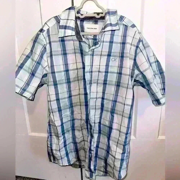 Boys Calvin Klein Button Up - Picture 1 of 3
